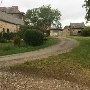 https://gite-a-la-prade-haute.midi-pyreneeshotels.com