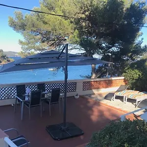 https://la-grande-bleue.fr-provencehotel.com